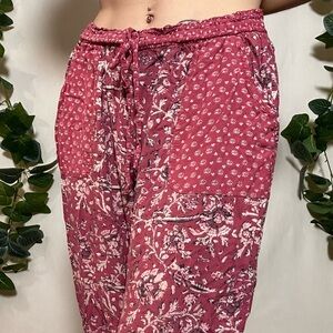American Eagle pink floral hippie boho pants sz M